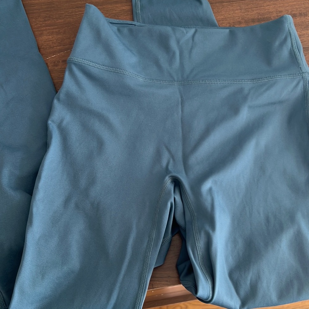 Fabletics Anywhere Motion365 High-Waisted Legging in blue size Small